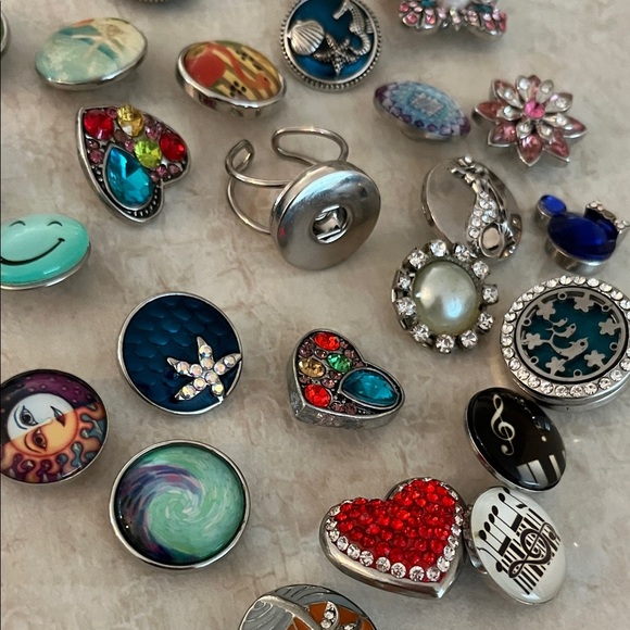 Colorful Snap Button Charms Collection Rings - Picture 4 of 6